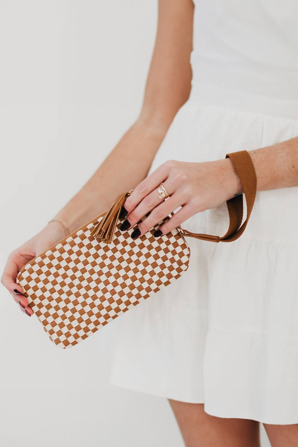 Color black Checkered Woven Clutch Wristlet PU Leather Large Size Patterned Wallet